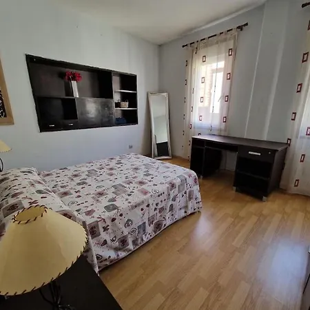 Piso En Estacion De Διαμέρισμα *